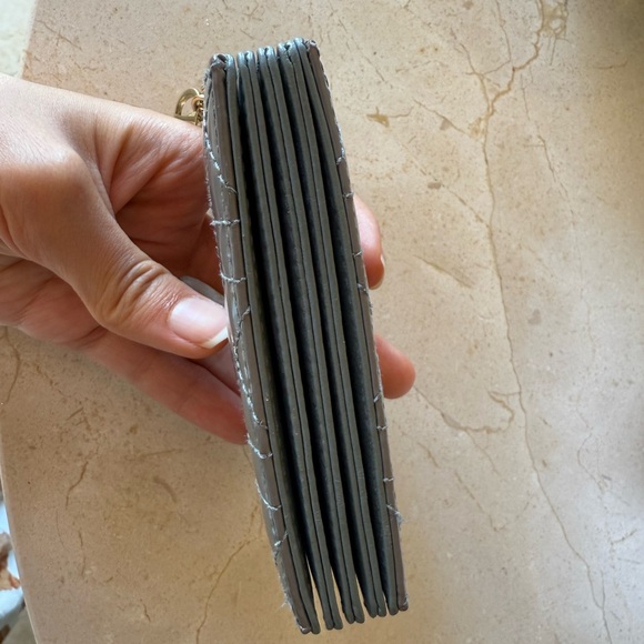 Lady Dior Jasmine Card Holder in Sky Blue Patent Cannage Calfskin - Picture 6 of 9